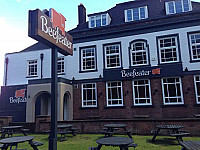 Heaton Park Beefeater inside