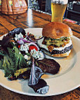 Café Hollander Brookfield Corners food