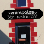Entrepotes Dentro