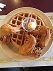 Maxine's Chicken Waffel inside