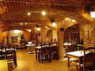 La Cave d'Hippolyte food