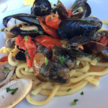 E Pizzeria La Fucina food