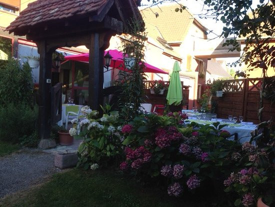 restaurant image