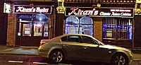 Kirans Balti outside