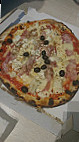 Pizzeria Tabouret (oh! Ché Pizza) food