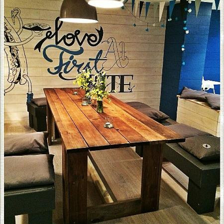 restaurant image