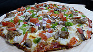 Eaton's Fresh Pizza Hickory Street food