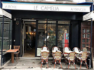 Le Camélia inside