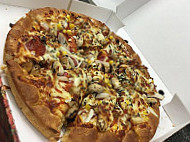 Ibo's Pizza food