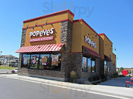 Popeyes Louisiana Kitchen outside