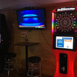 The Blue Grouch Pub Dentro