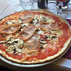 La Maddalena Trattoria Pizzeria food