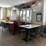 L'Echatel Dentro