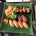 Isushi food