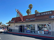 Market Liquor outside