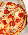 Blaze Pizza food