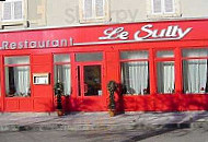 Le Sully outside