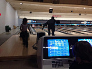 Harbor Lanes inside