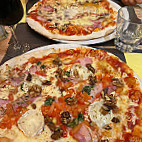 Pizzeria Le Borsalino food