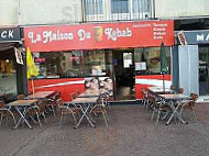 La Maison Du Kebab inside