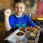 Moe's Original Bbq Starkville menu