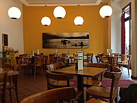 Karun Bistro inside