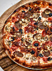 Amici's East Coast Pizzeria food