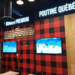 Poutinebros Dentro
