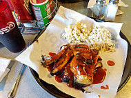 Phil's Bbq food