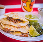 Tacos El Gavilan food