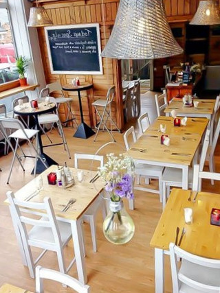restaurant image