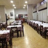 Dely Dentro