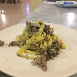 La Rana Ristobraceria Pizzeria Dentro