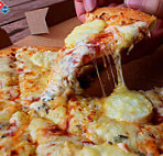 Domino's Pizza Dinan food