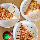 Peter Piper Pizza food