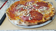 Pizzeria La Corona Sarl food