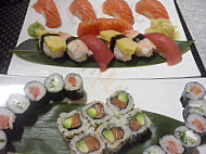 Nikki Sushi food