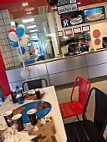 Domino's Pizza Av. Juan Chabas food