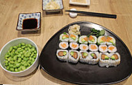 J Sushi food