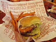 Red Robin Gourmet Burgers And Brews food