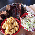 Lulu's Bbq food