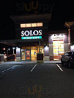 Solos Pizza Cafe outside