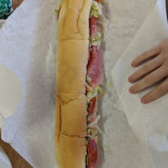 Brian's Giant Subs Cibo