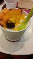 Yogurtland food