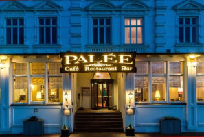 Restaurant Palee food