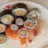 Wok Giardini D'oro food