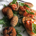 A Casa Di Luca Specialità Di Mare E Di Terra food