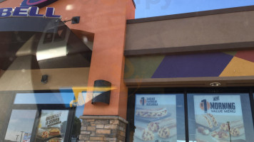 Taco Bell outside