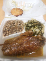 Sonya's Southern Cuisine inside