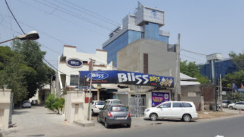 Bliss Vaishno Dhaba inside